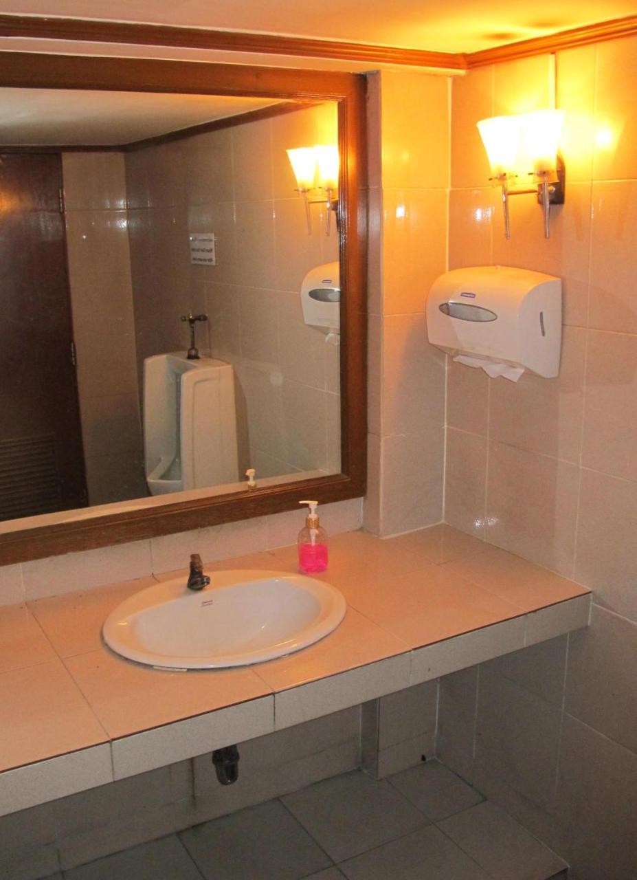 Bbb Inn Bangkok Zimmer foto